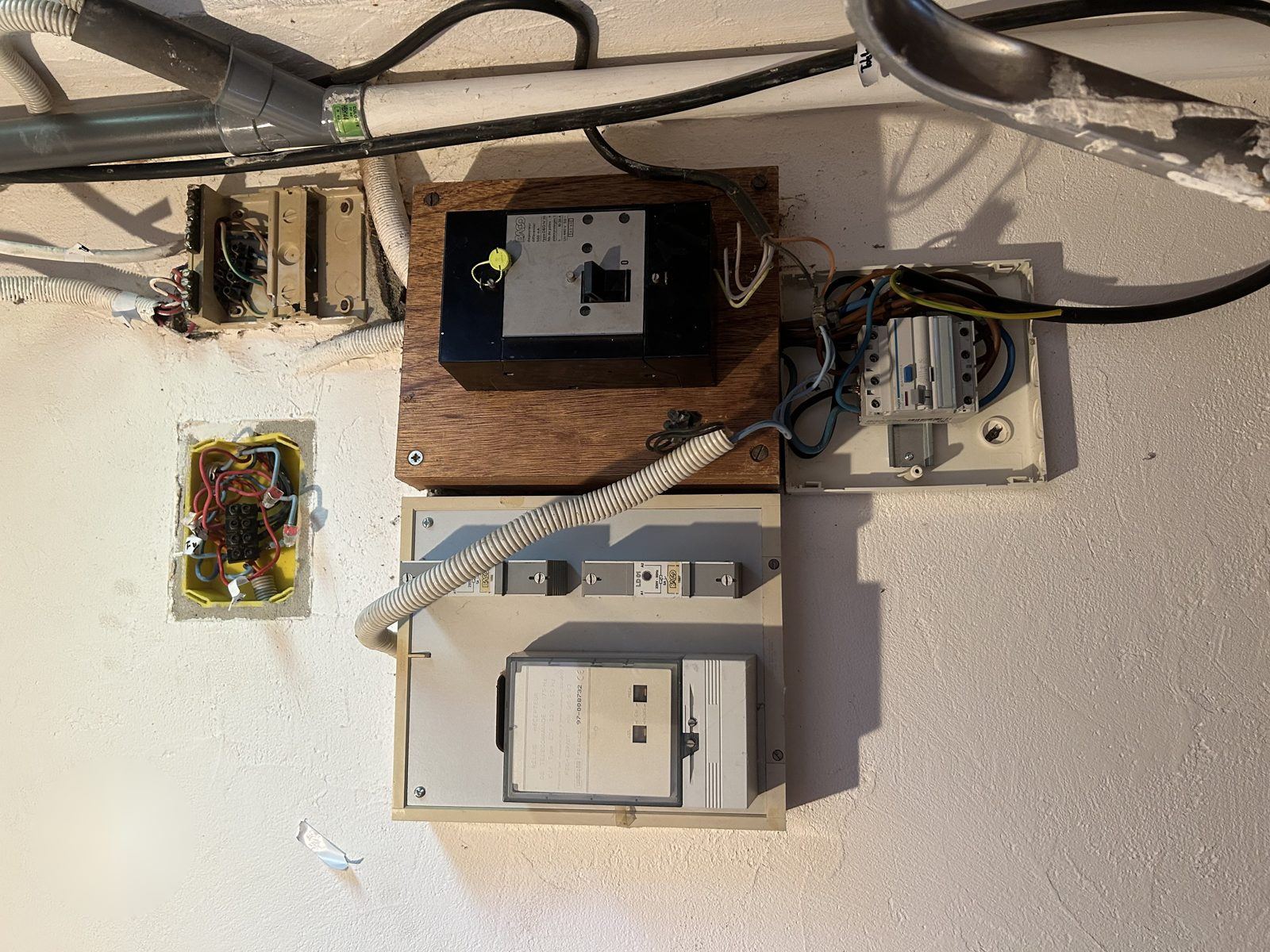 Installation électrique vétuste à mettre aux normes